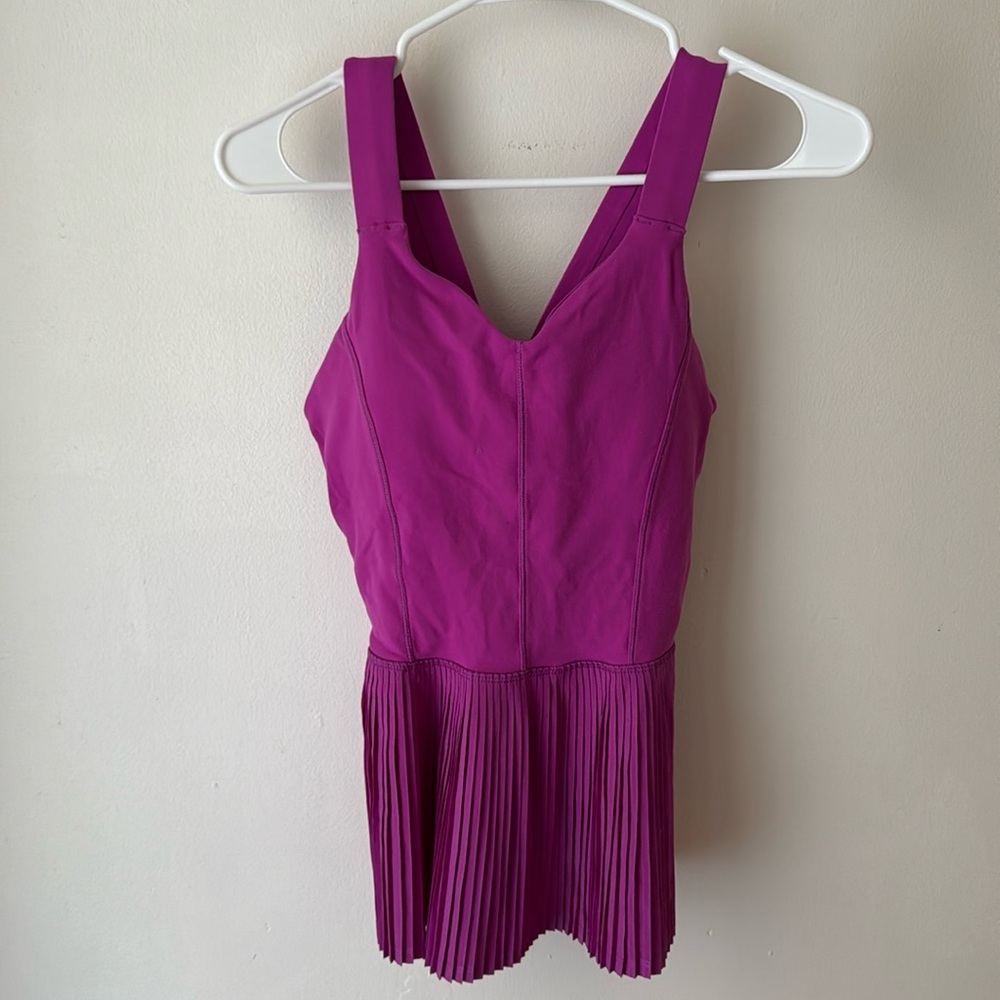 Lululemon tank top